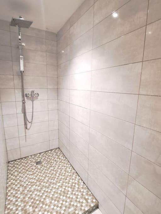 Loft Proche Des Plages Et Sites Du Debarquement Osmanville Bagian luar foto